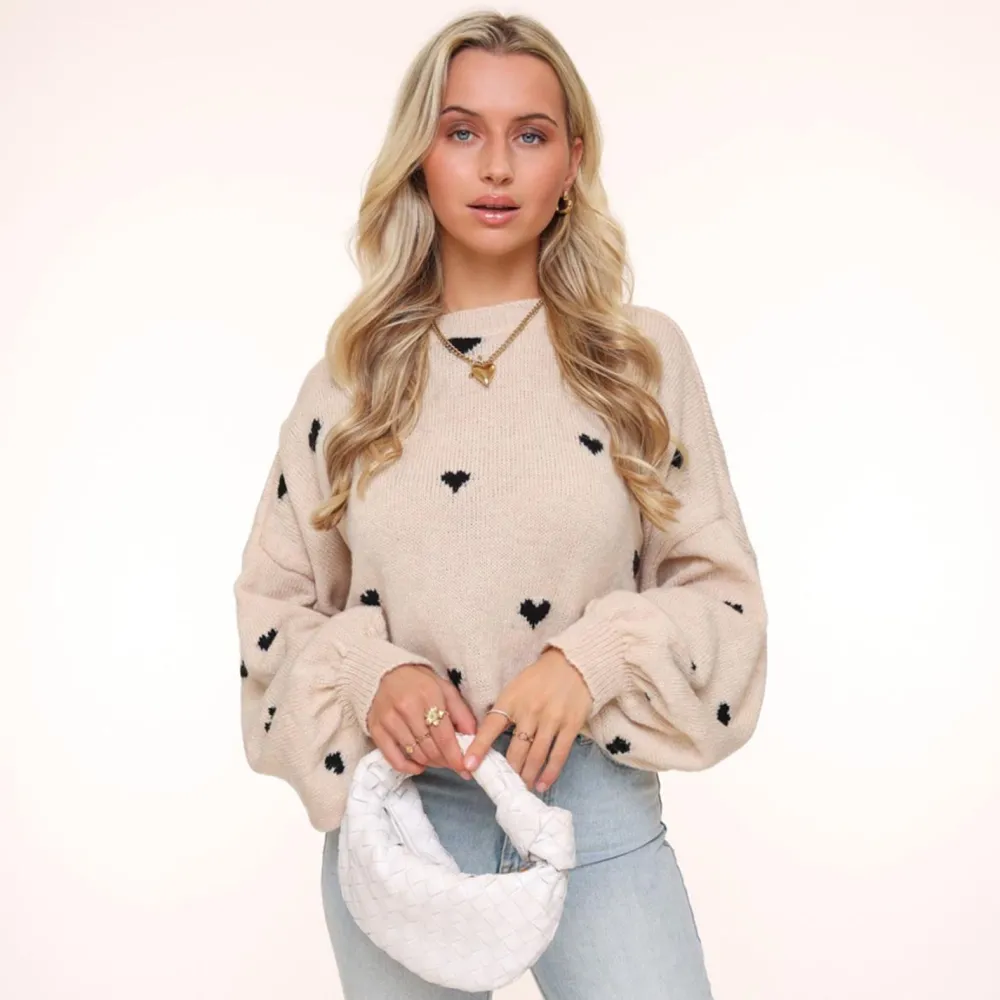 Olivia & Kate Truien-Beige Meerdere Hartjes-Trui
