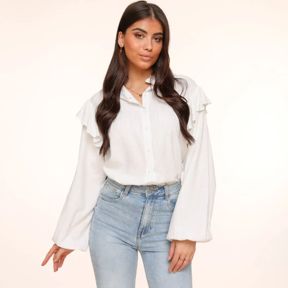 Olivia & Kate Tops-Witte Schouder Ruffel-Blouse